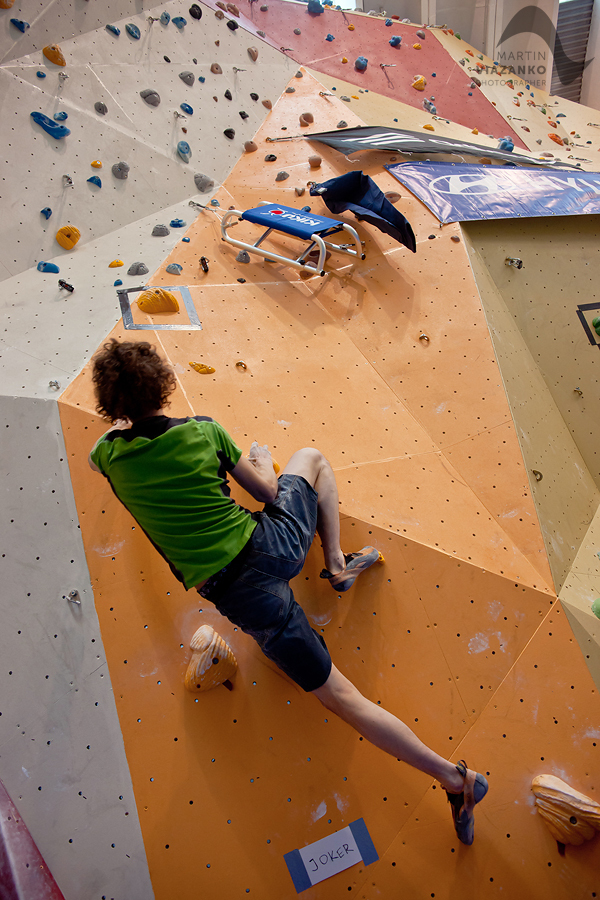 vertigo, open, lezecke, centrum, boulder, bouldering, umela, stena, boulder, pretek